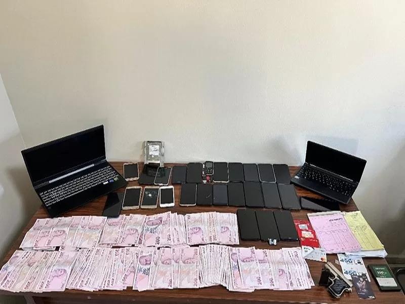 Denizli’de Sahte ilanlarla dolandırıcılık yapan 22 kişi tutuklandı