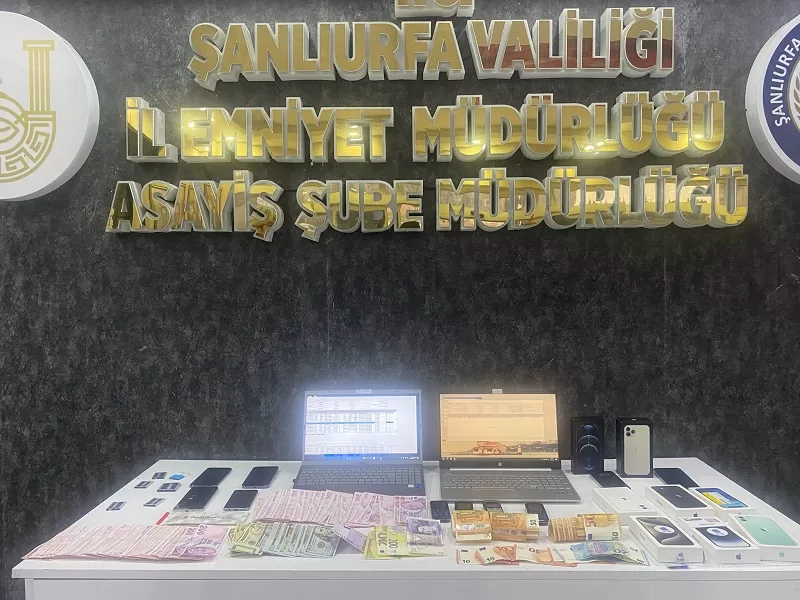 Şanlıurfa’da kendilerini Polis-Savcı olarak tanıtarak dolandırıcılık yapan 5 kişi tutuklandı