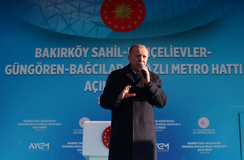 Cumhurbaşkanı Erdoğan “İstanbul’un giderek ağırlaşan trafik ve ulaşım sorununu hafifleteceğiz”