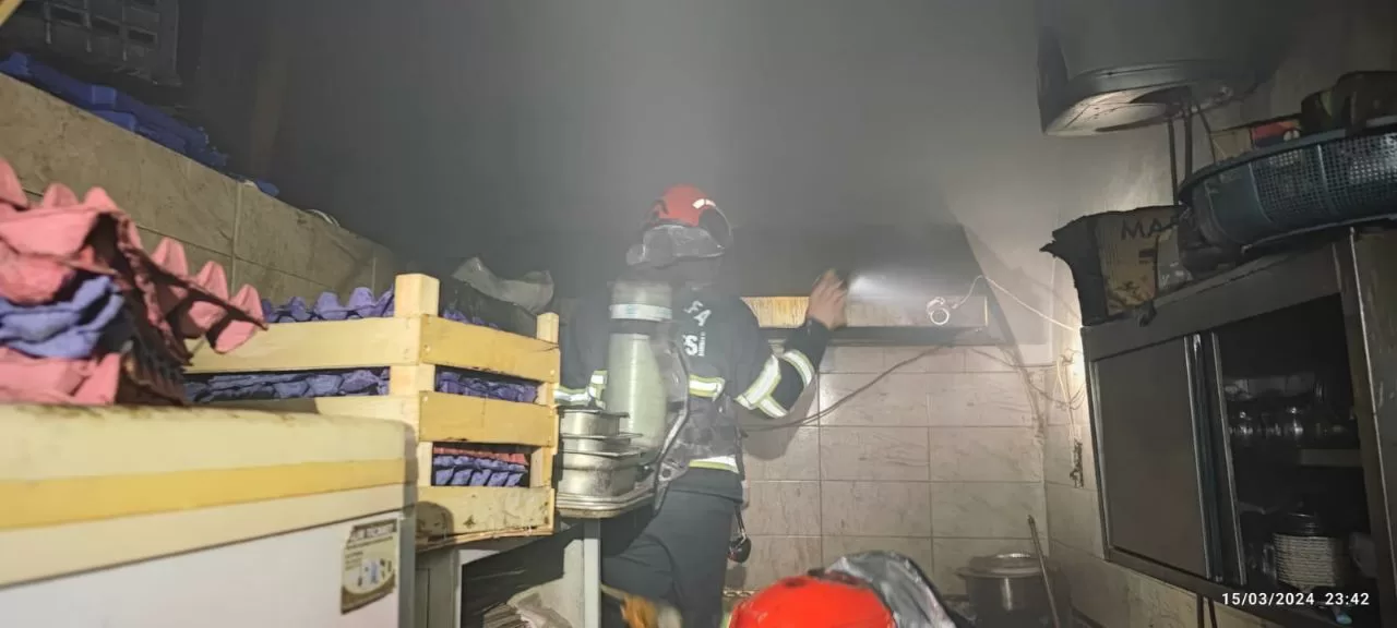 Şanlıurfa’da fritöz yangını paniğe neden oldu!