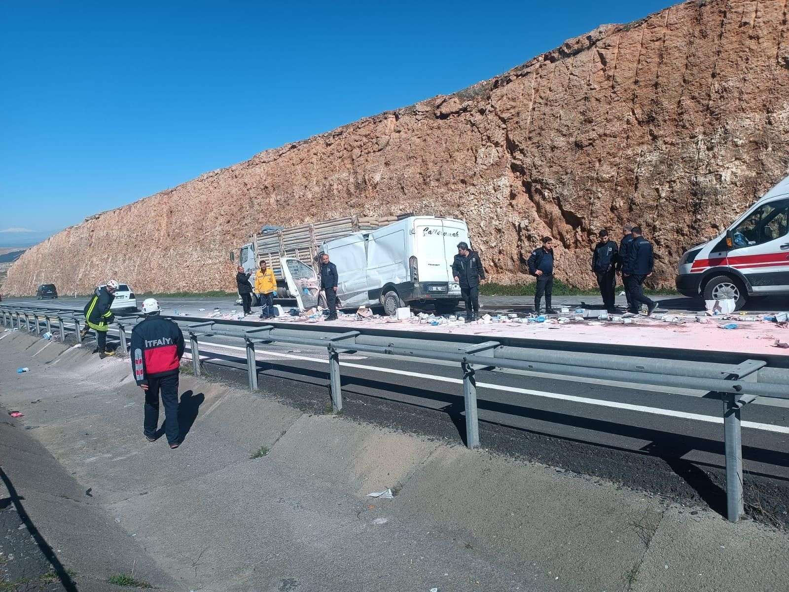 Diyarbakır-Şanlıurfa Yolu’nda Trafik Kazası: 1 Yaralı