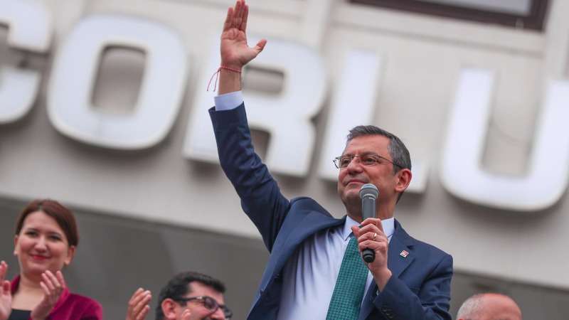 CHP Lideri Özel, Çorlu’dan Seslendi: “Meydanda ve sandıkta buluşmaya davet ediyorum”