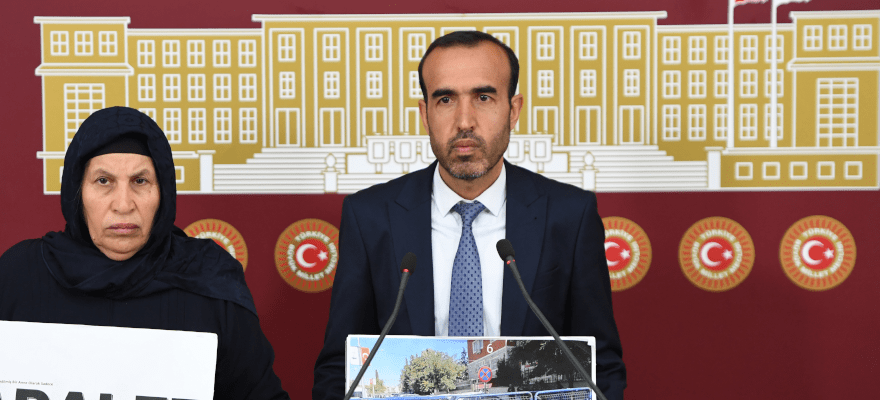 DEM Partili Şenyaşar’dan Adalet Bakanlığı önünde ‘Adalet Mücadelesi’ açıklaması