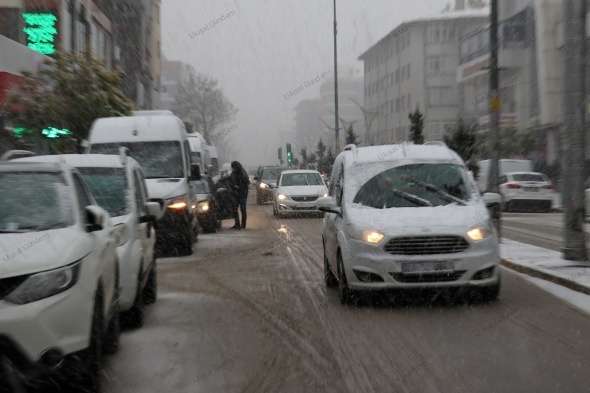 Ağrı’da Dolu ve Sağanak, Kars’ta sağanak yağışı etkili oldu!