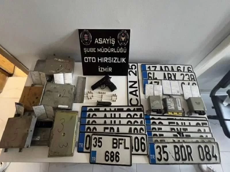 İzmir’de “Change” şebekesine operasyon: 10 kişi gözaltına alındı!