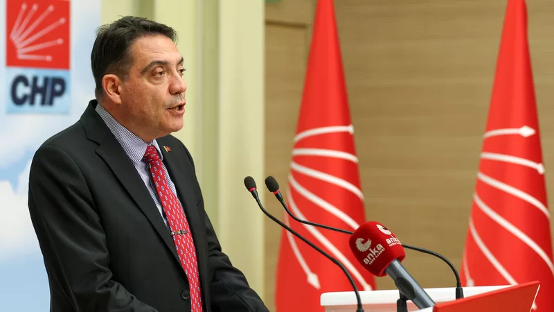 Yankı Bağcıoğlu, “Savunma Sanayindeki yönetim hataları halkın omuzlarına yüklenmemeli”