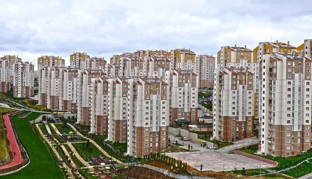 Bakan Kurum’dan yeni sosyal konut projesi müjdesi: “Depremzedelere öncelik tanıyacağız”