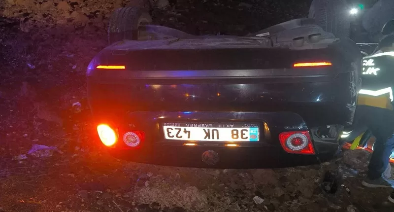 Şanlıurfa’da otomobil kontrolden çıktı: 1 yaralı