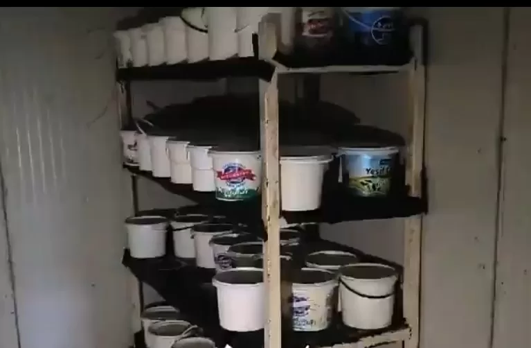 Eyyübiye’de sağlıksız koşullarda üretilen 500 kova yoğurt imha edildi!