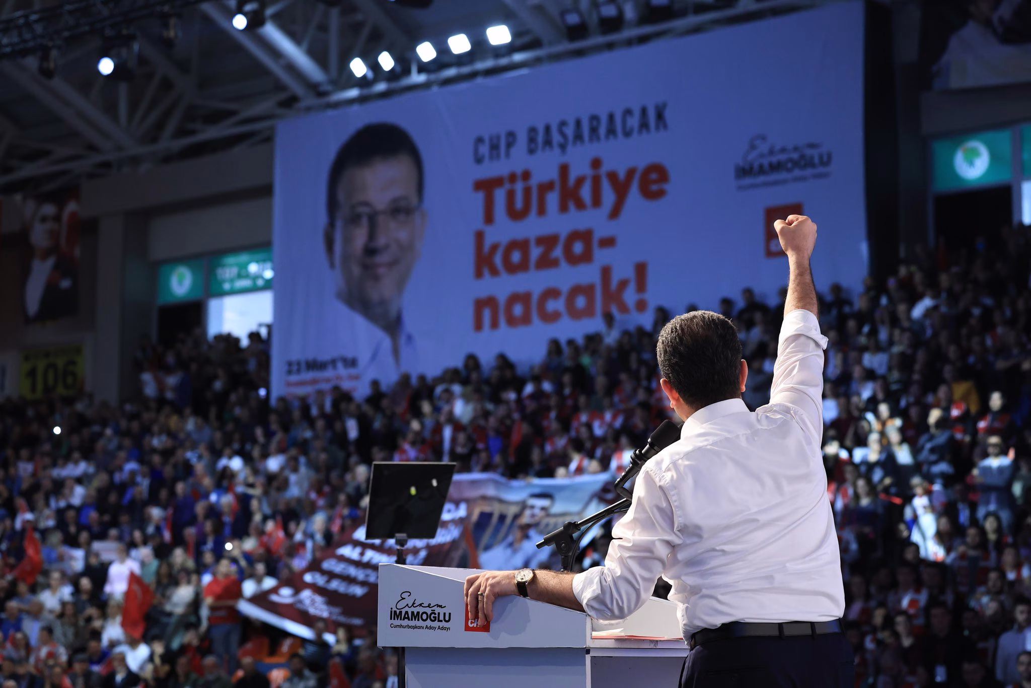 İmamoğlu Ankara’da partililerle buluştu: “Bu bilekler sizi evinize yollayacak”