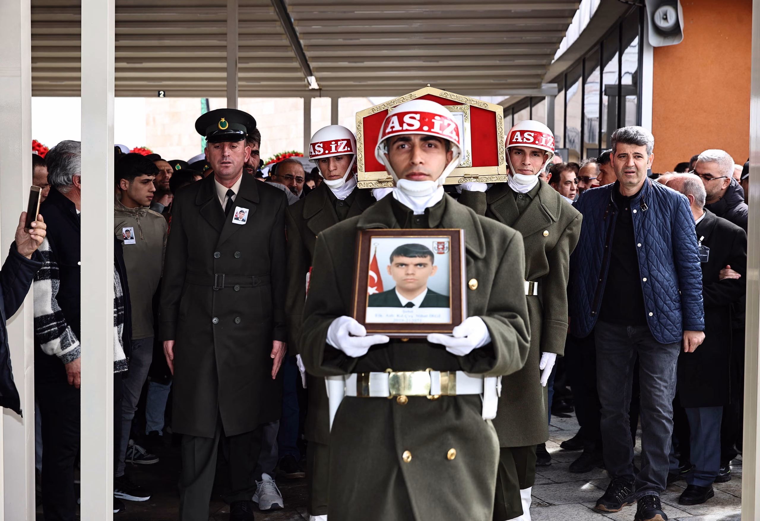 Şehit Astsubay Nihat İrgi, Memleketi Sivas’ta son yolculuğuna uğurlandı