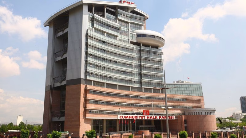 CHP’nin Olağanüstü kurultayına iptal başvurusu