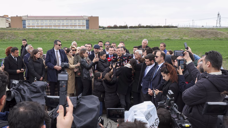 CHP Lideri Özel’den Bayram öncesi kritik açıklamalar: Erdoğan’ı şaşırtmaya devam edeceğiz