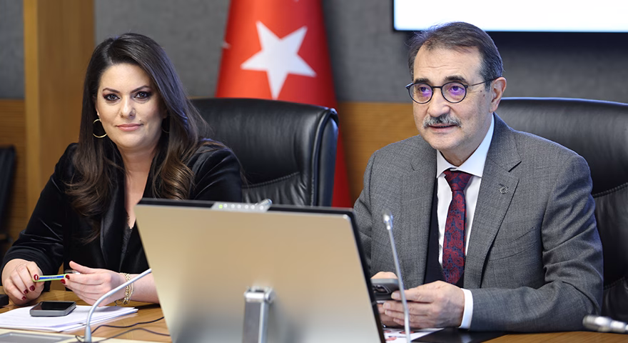 TBMM Yapay Zeka komisyonu eğitim temasıyla toplandı: MEB’den öğrencilere özel Aı Asistan müjdesi