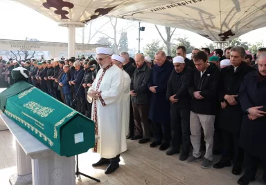 Cumhurbaşkanı Erdoğan, emekli imam hatip Kasım Yağcıoğlu’nun cenaze törenine katıldı