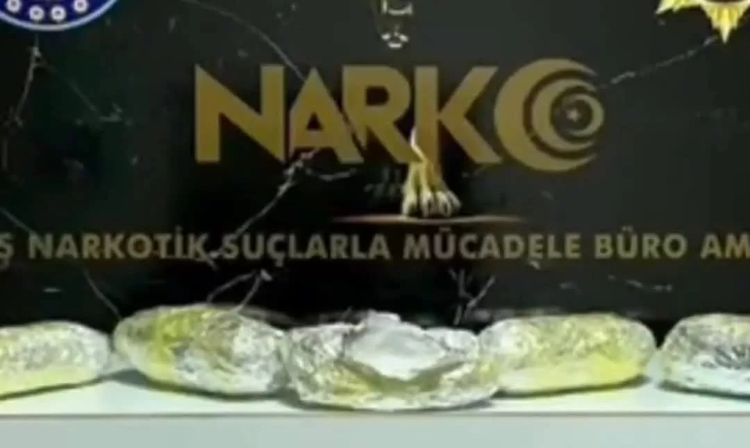 Erciş’te narkotik polisten büyük darbe: araçta 2.6 kilo uyuşturucu ele geçirildi