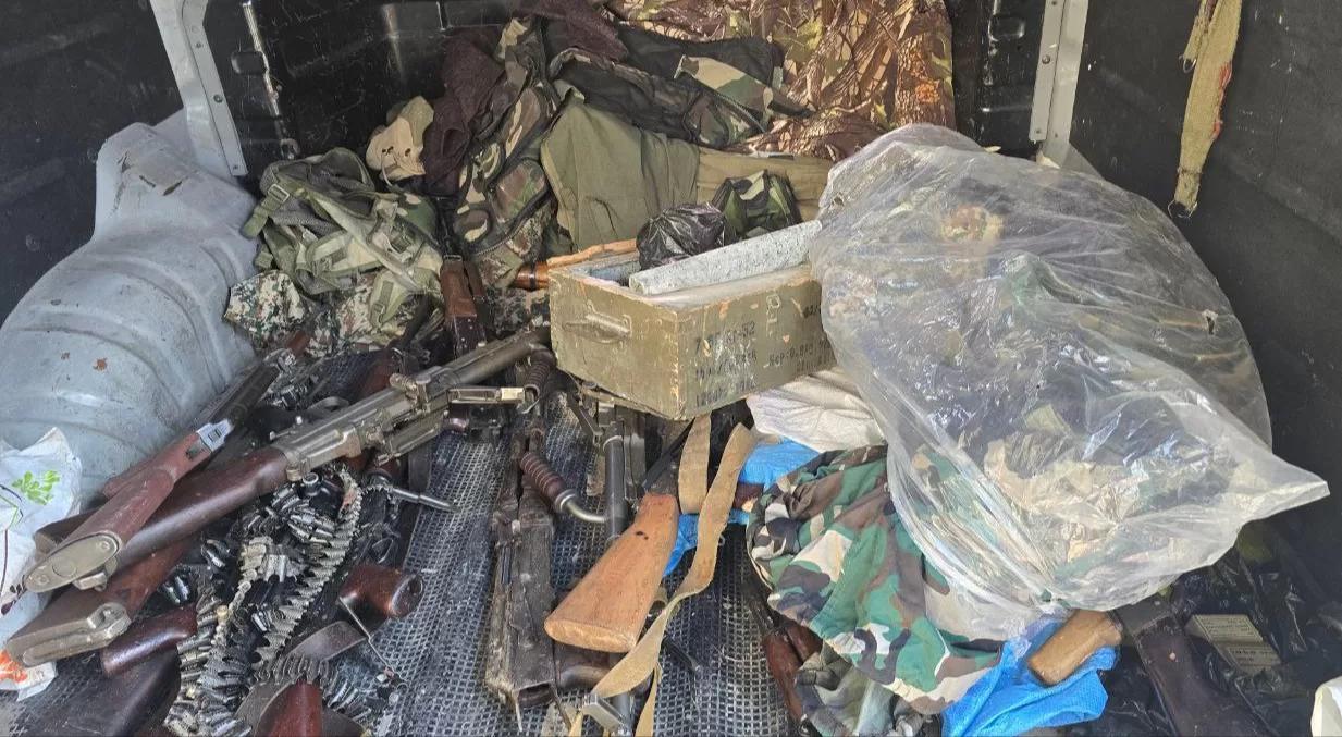 Lazkiye kent merkezinde dev operasyon: Devrik rejim kalıntılarının silah deposu çökertildi