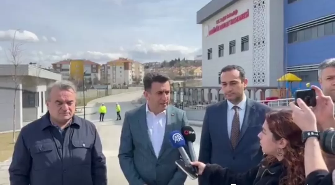 Bilecik’te feci kaza: tır otobüse arkadan çarptı, 11 yaralı