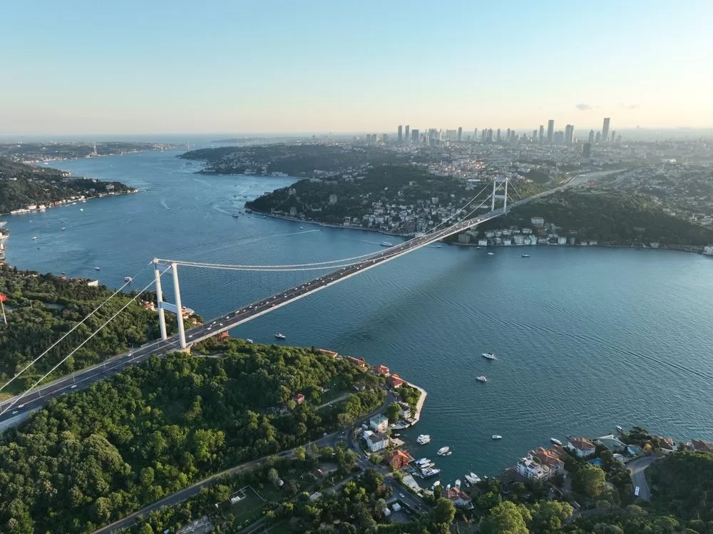 İstanbul’da bazı yollar trafiğe kapatıldı