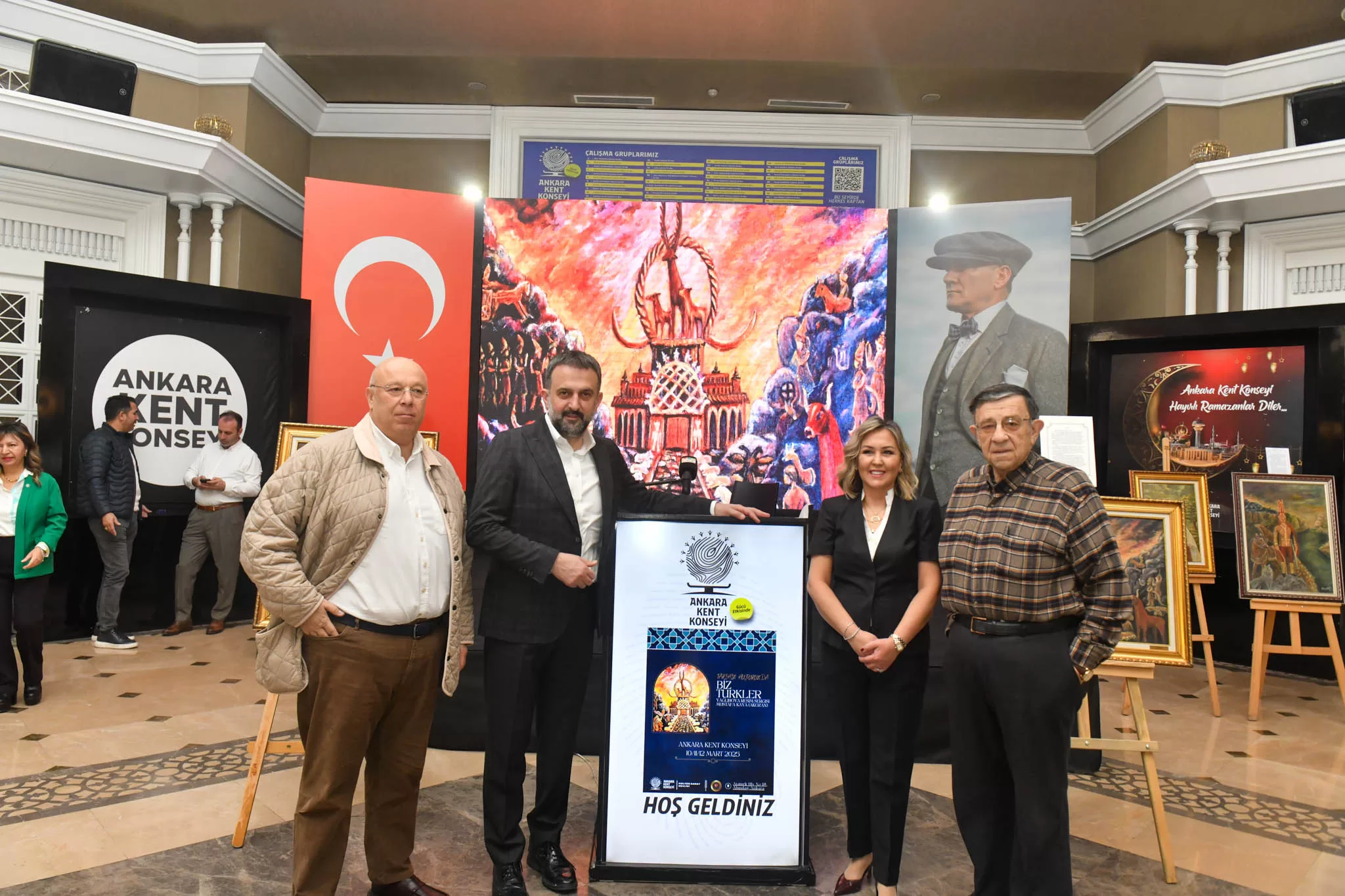 Ankara Kent Konseyi’nde “Tarihin huzurunda biz Türkler” resim sergisi açıldı