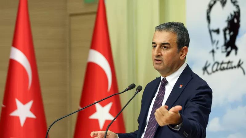 CHP’li Bulut: İktidar yoksulluğu gizlemek için milyarları sosyal yardıma ayırıyor