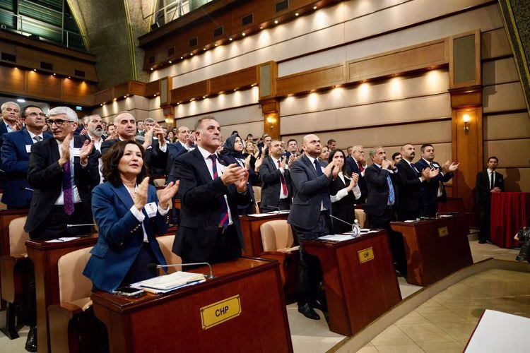 Nuri Aslan, İstanbul Büyükşehir Belediyesi başkanvekili seçildi