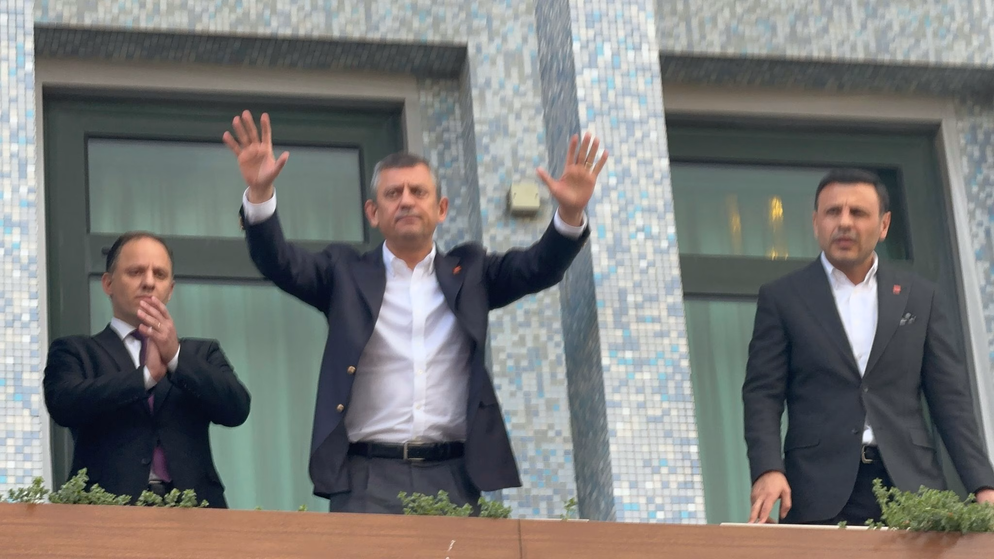 CHP Lideri Özel’den Saraçhane’de toplanma çağrısı