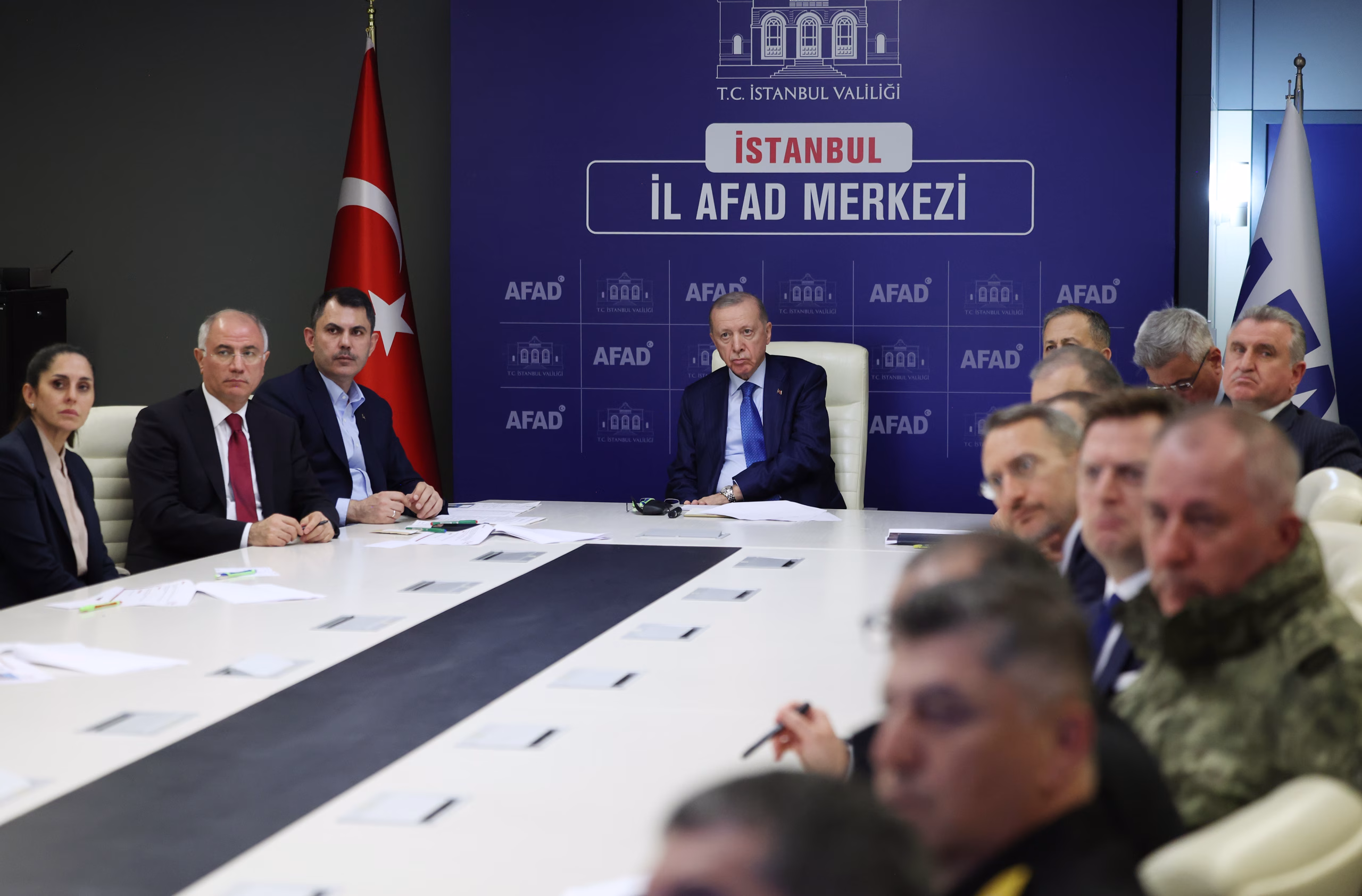 İstanbul Depremi sonrası 184 artçı sarsıntı kaydedildi: AFAD’dan “Hasarlı binalara girmeyin” uyarısı