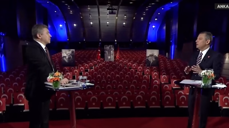 Özgür Özel: “Ne yaparlarsa yapsınlar adayımız İmamoğlu’dur”