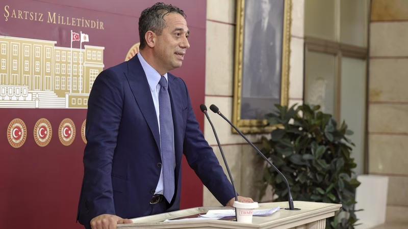 Başarır’dan sert sözler: “Birbirine yakışan aşk Trump-Erdoğan aşkı” – Hükümete ‘cunta’ eleştirisi