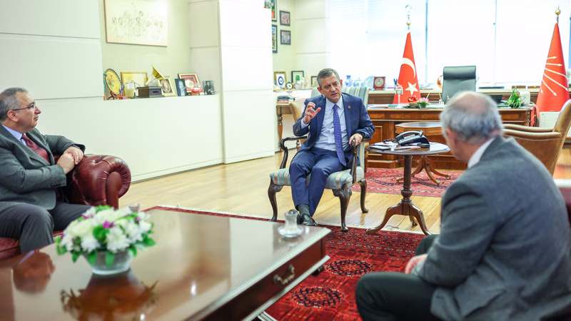 CHP Lideri Özel’den Kurultay Değerlendirmesi “Erdoğan kaybetmekten çok korkuyor, Cuntanın başında”