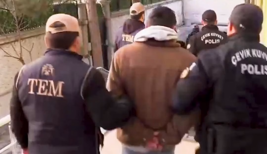 Konya merkezli 9 ilde FETÖ operasyonu: Çok sayıda gözaltı