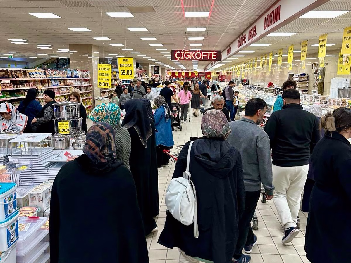 Bakan Bolat: “Ticaret ve Milli Ekonomi güçleniyor”