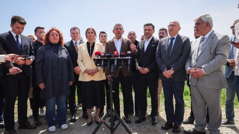 CHP Lideri Özel’den İmamoğlu ve Atalay ziyareti sonrası önemli açıklamalar: “İstanbul’a yapılan büyük kötülüğü deşifre edecek”