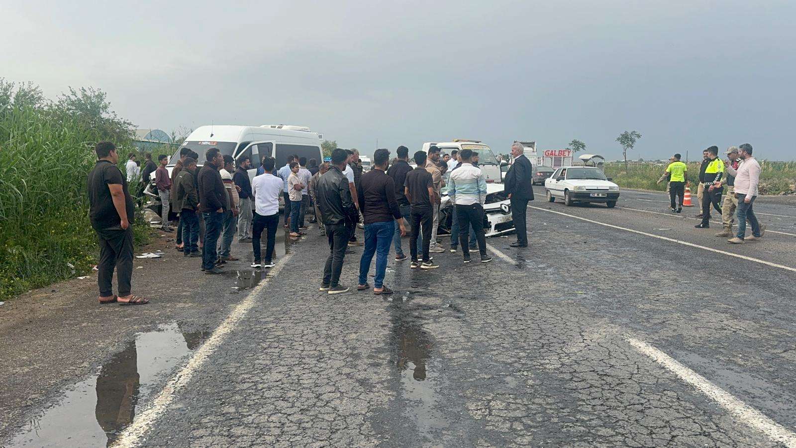 Şanlıurfa-Akçakale karayolunda feci kaza: 5 yaralı