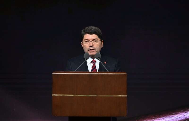 Adalet bakanlığı duyurdu: 991 Hakim ve Savcı yardımcısının ataması yapıldı