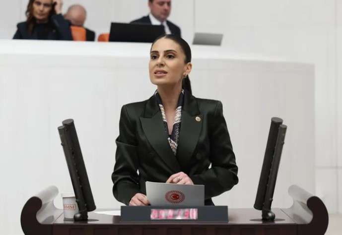 CHP’li Özcan, Muğla’daki taşınmaz satışlarına sert tepki gösterdi