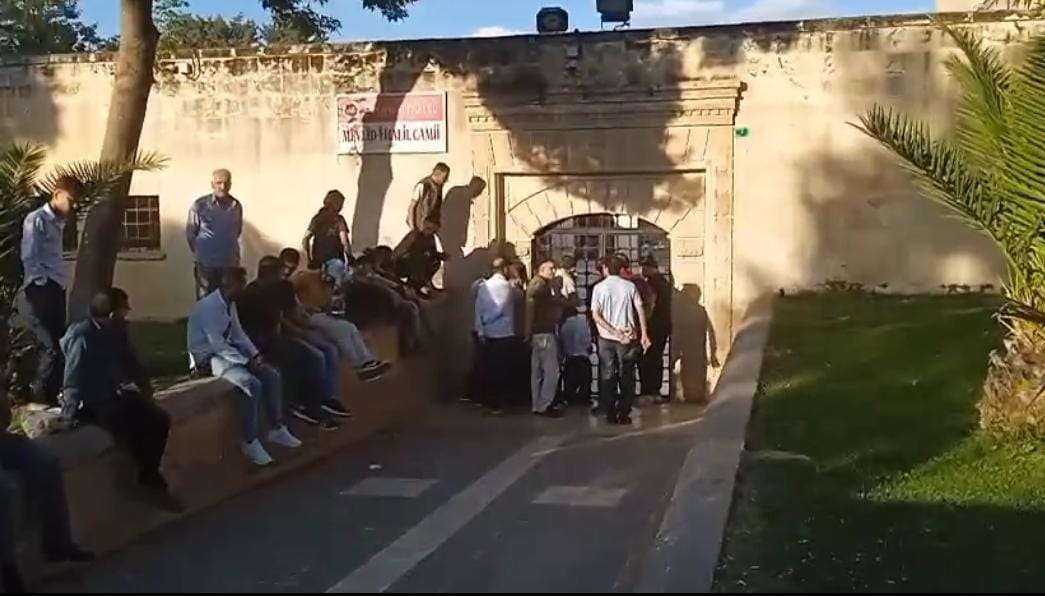 Şanlıurfa Balıklıgöl’de intihar: Eski müezzin kendini astı