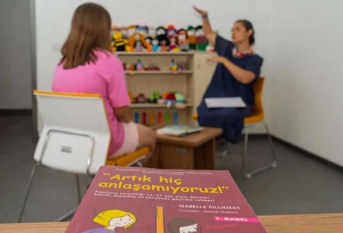 İZSEM Psikolojik destek hizmetini ücretsiz sunuyor