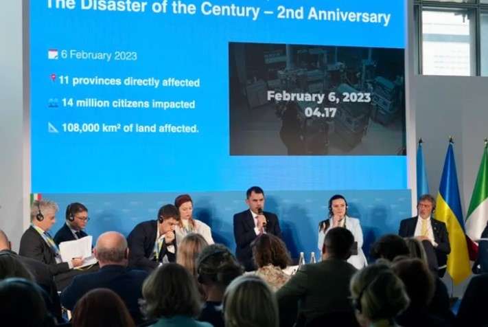 Bakan Kurum: Ukrayna’nın yeniden inşasına katkı sağlamaya hazırız