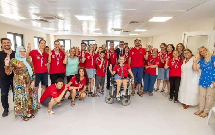 Başkan Tugay engelli bireylerle bir araya geldi