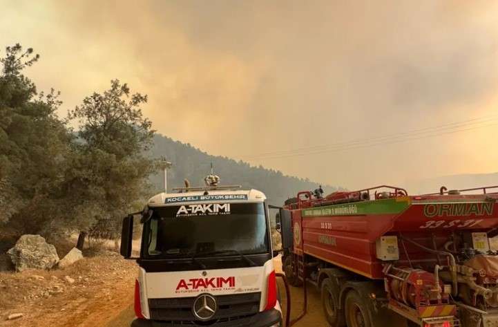 A Takımı’ndan yangın seferberliği