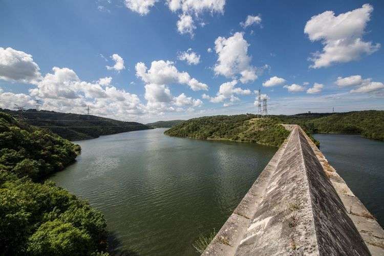 İstanbul’da alarm zilleri çalıyor: Su tüketimi rekor kırdı, İSKİ’den tasarruf çağrısı!