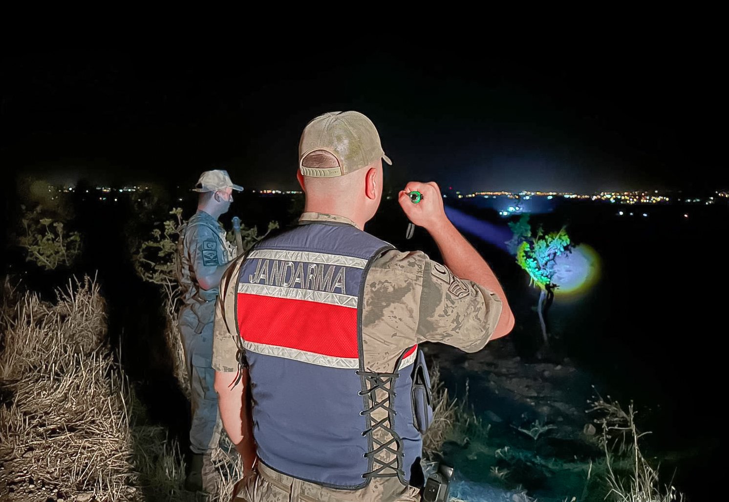 Şanlıurfa’da fıstık hırsızlarına karşı “Hasat” önlemi: Devriyeler artırıldı