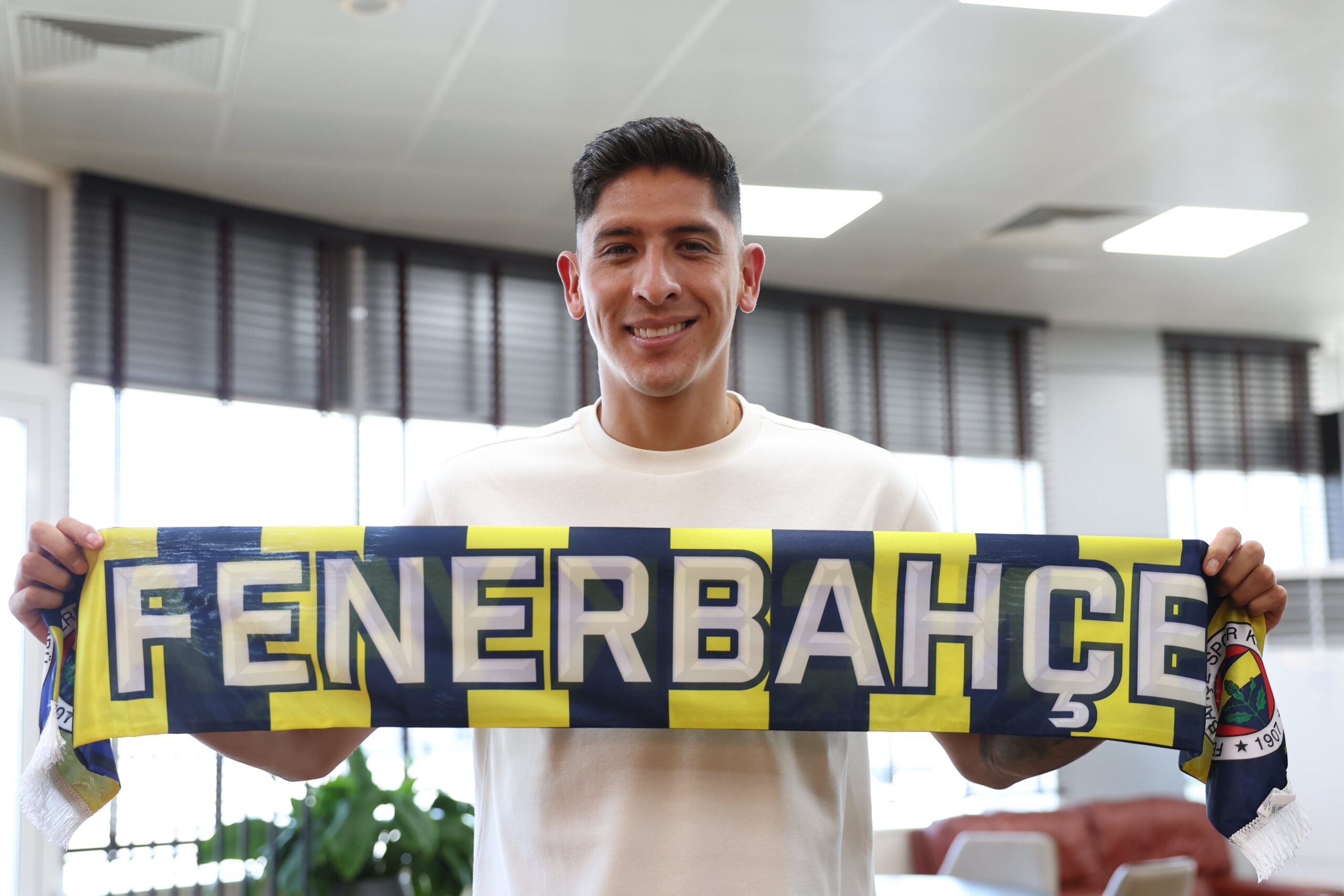 Fenerbahçe, Edson Alvarez transferi için West Ham ile prensip anlaşmasına vardı!