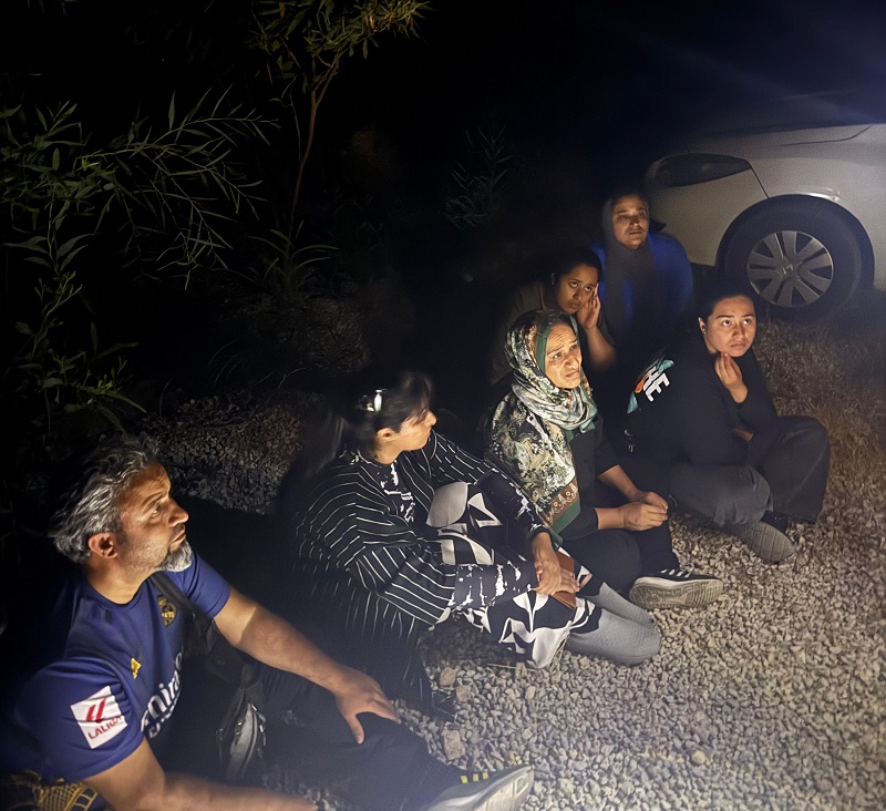 Muğla’da kıyı ve kara operasyonu: 5’i yetişkin 6 düzensiz göçmen ve 2 kaçakçı yakalandı