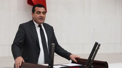 Kuşadası-Söke yolundaki çökme meclis gündeminde: CHP’li Karasu’dan “İhmal ve Rant” iddiası