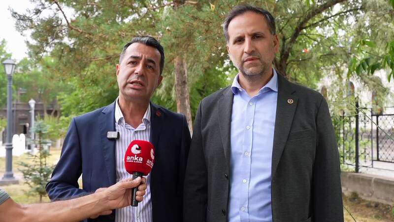 CHP’li Adem Kars’tan Bakan Yumaklı’ya seslendi: “Hayvanlar ölüyor farkında değilsiniz, O koltuğu bırakın!”