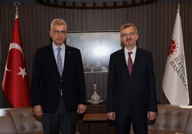 Sağlık Bakanı Memişoğlu, İletişim Başkanlığını ziyaret etti