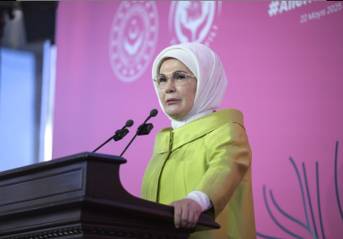 Emine Erdoğan’dan, ABD Başkanı Donald Trump’ın eşi Melania Trump’a mektup